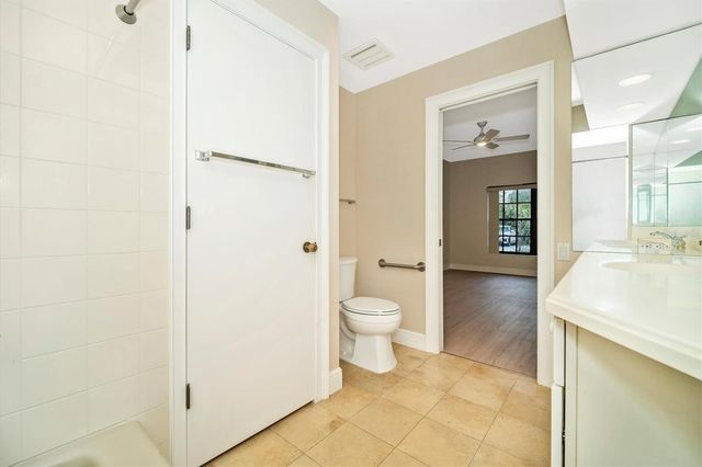 7669 FAIRWAY WOODS DRIVE 704, Sarasota, FL 34238