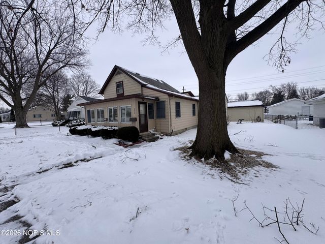 224 Sackett Street, Maumee, OH 43537