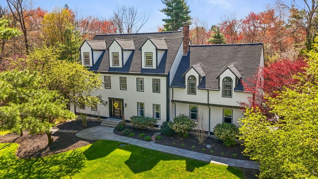 27 Bogastow Circle, Millis, MA 02054