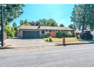 1520 Ne HACIENDA Ave, Gresham, OR 97030