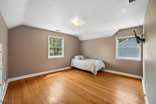 22 Homestead Ter, Scotch Plains Twp., NJ 07076