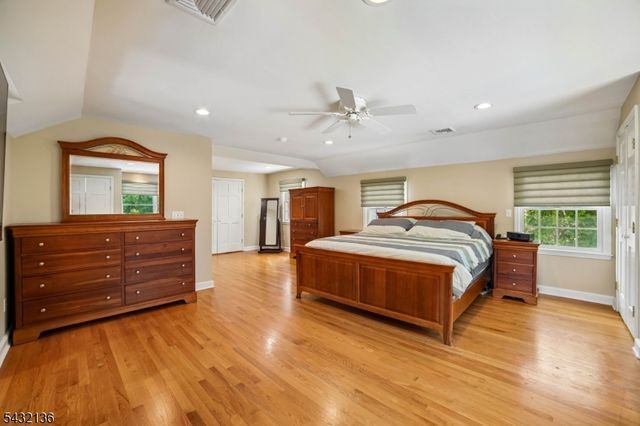 22 Homestead Ter, Scotch Plains Twp., NJ 07076