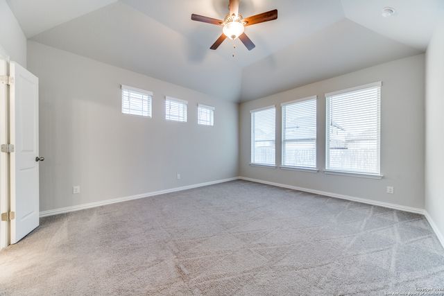 213 ASPEN DR, Boerne, TX 78006