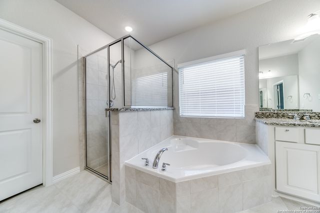 213 ASPEN DR, Boerne, TX 78006