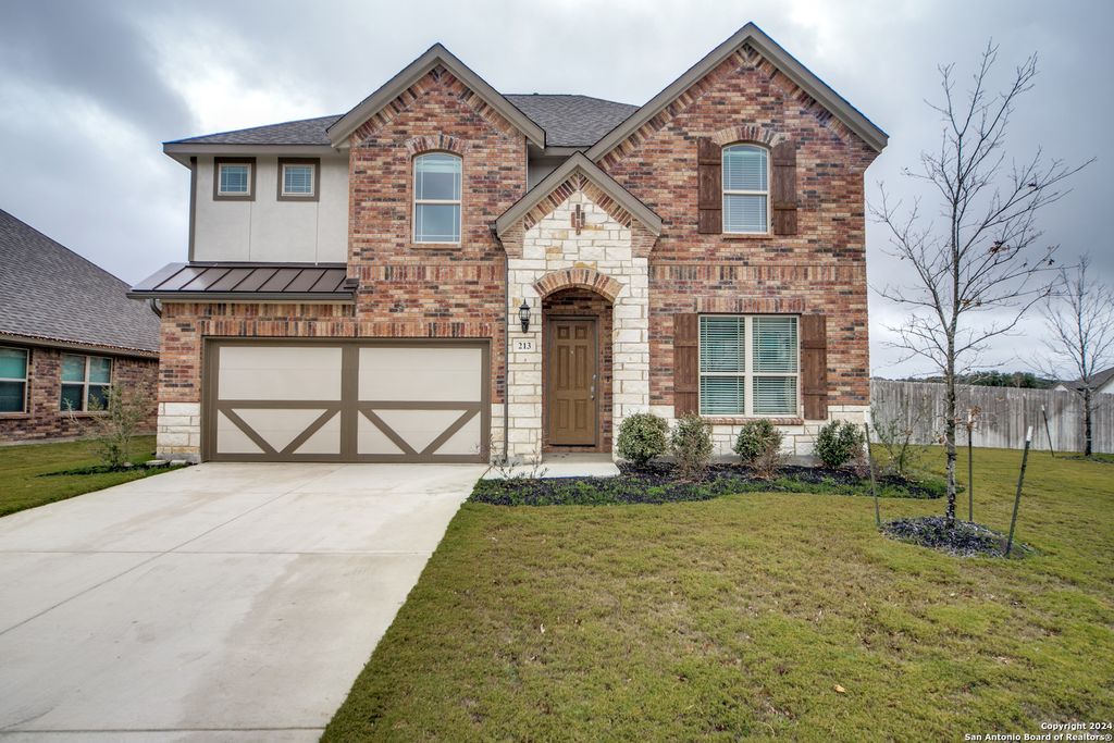 213 ASPEN DR, Boerne, TX 78006