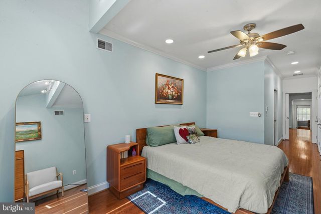 1933 FLEET ST, Baltimore, MD 21231