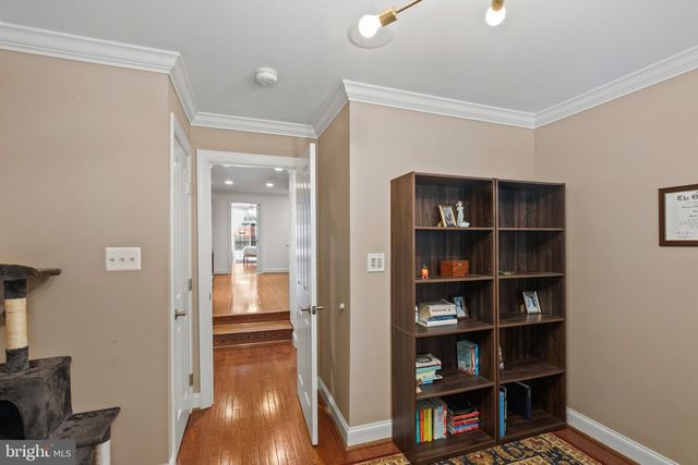 1933 FLEET ST, Baltimore, MD 21231