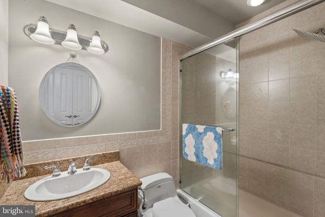 1933 FLEET ST, Baltimore, MD 21231