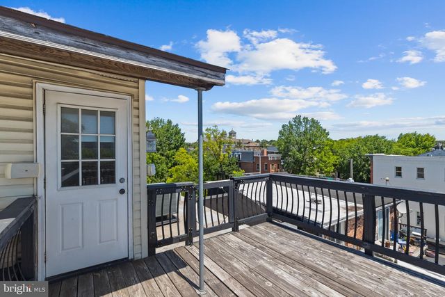 1933 FLEET ST, Baltimore, MD 21231