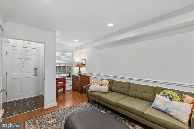 1933 FLEET ST, Baltimore, MD 21231