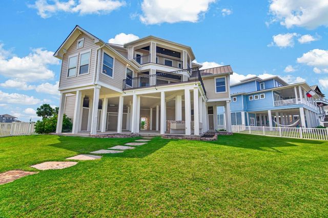 13 Sugarloaf, Hitchcock, TX 77563