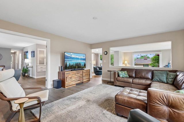 17675 Wexford COURT, Brookfield, WI 53045