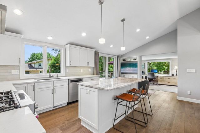 17675 Wexford COURT, Brookfield, WI 53045