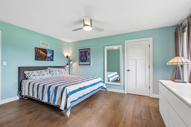 17675 Wexford COURT, Brookfield, WI 53045