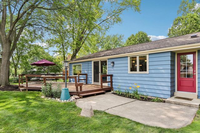 17675 Wexford COURT, Brookfield, WI 53045