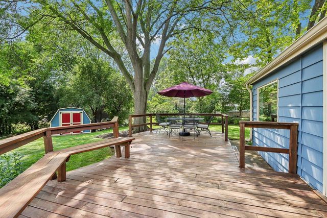 17675 Wexford COURT, Brookfield, WI 53045