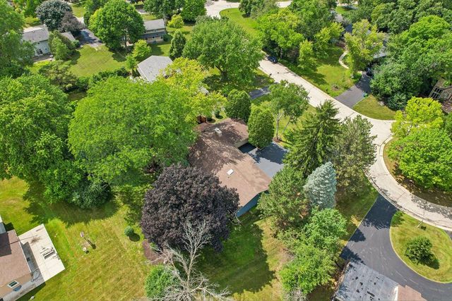 17675 Wexford COURT, Brookfield, WI 53045