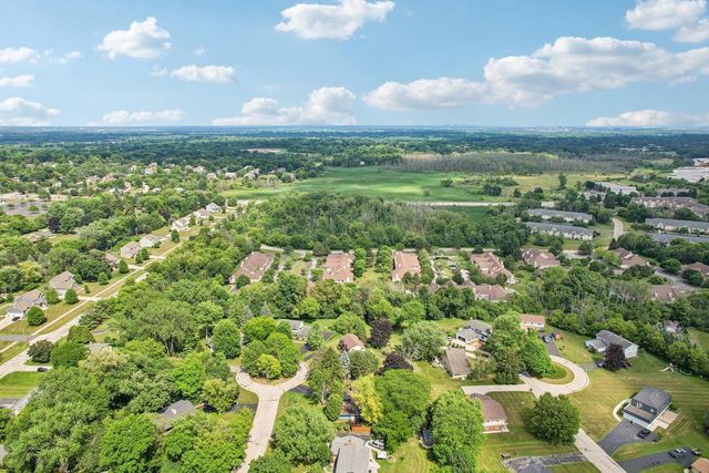 17675 Wexford COURT, Brookfield, WI 53045