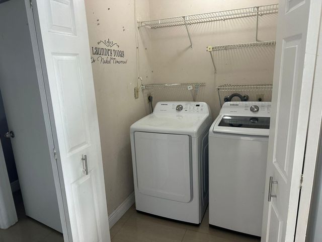 7700 Stone Harbour Drive 4, Lake Worth, FL 33467