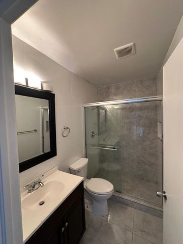 7700 Stone Harbour Drive 4, Lake Worth, FL 33467