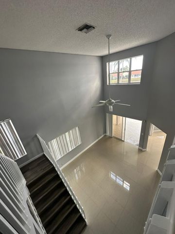 7700 Stone Harbour Drive 4, Lake Worth, FL 33467