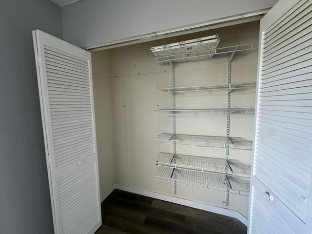 7700 Stone Harbour Drive 4, Lake Worth, FL 33467