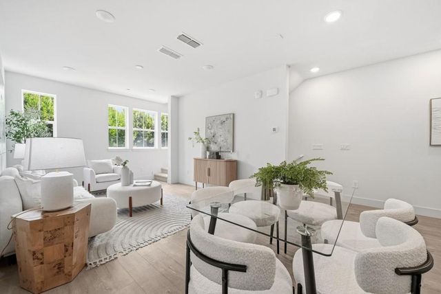 762 Amalfi Loop, Milpitas, CA 95035