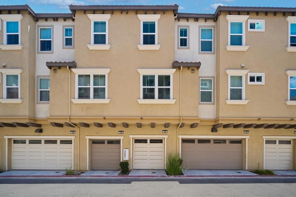 Image 27 of property listing at 762 Amalfi Loop, Milpitas, CA 95035