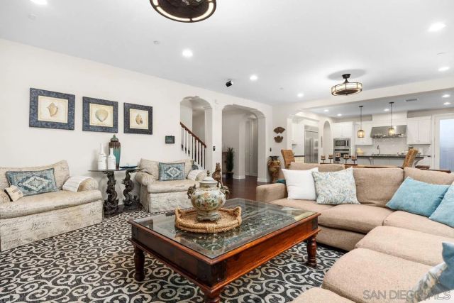 2819 Lido Pl, Carlsbad, CA 92008