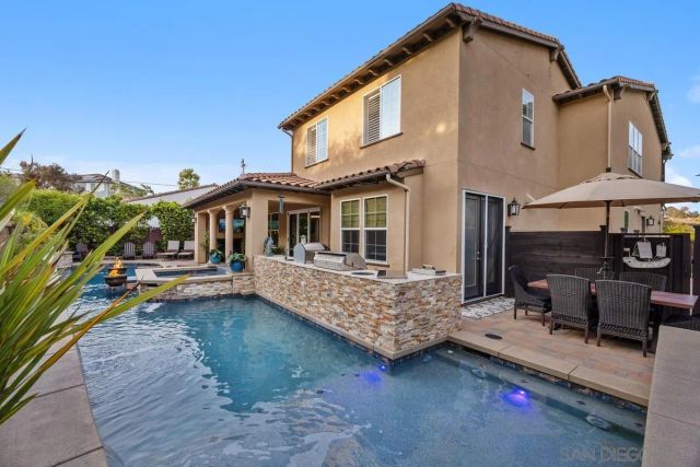 2819 Lido Pl, Carlsbad, CA 92008