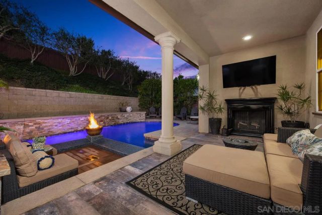 2819 Lido Pl, Carlsbad, CA 92008