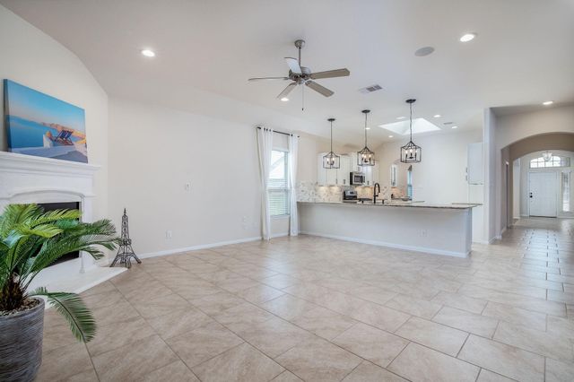 14014 Sand Ridge Crossing, Conroe, TX 77384