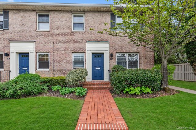 396 Merrick Road 1A, Rockville Centre, NY 11570