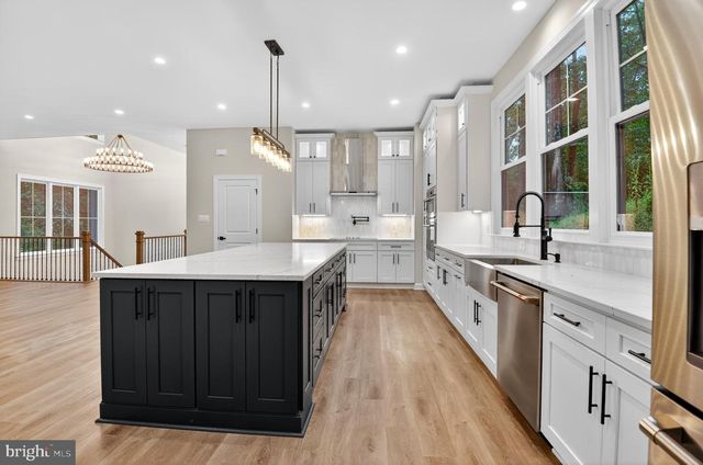 11600 BLUE RIDGE LN, Great Falls, VA 22066