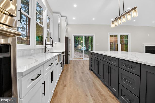 11600 BLUE RIDGE LN, Great Falls, VA 22066