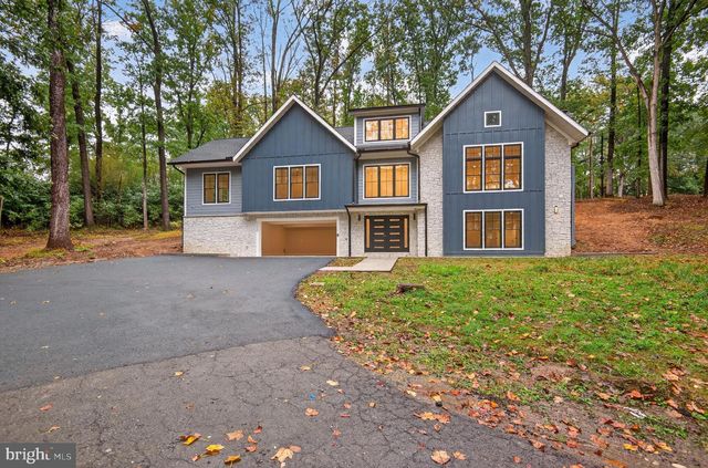 11600 BLUE RIDGE LN, Great Falls, VA 22066