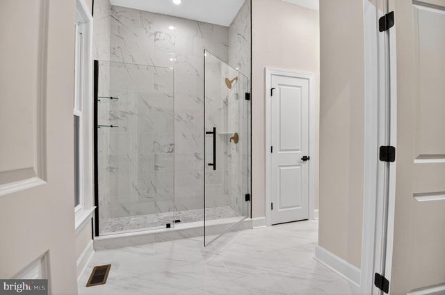 11600 BLUE RIDGE LN, Great Falls, VA 22066