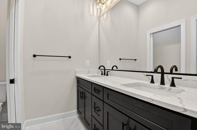 11600 BLUE RIDGE LN, Great Falls, VA 22066