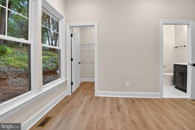 11600 BLUE RIDGE LN, Great Falls, VA 22066