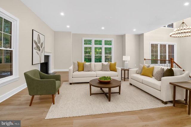 11600 BLUE RIDGE LN, Great Falls, VA 22066