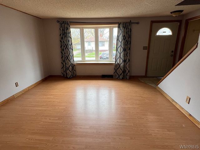 42 Garvey Avenue, Buffalo, NY 14220