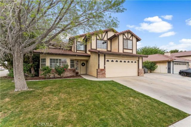 3300 W Avenue J3, Lancaster, CA 93536