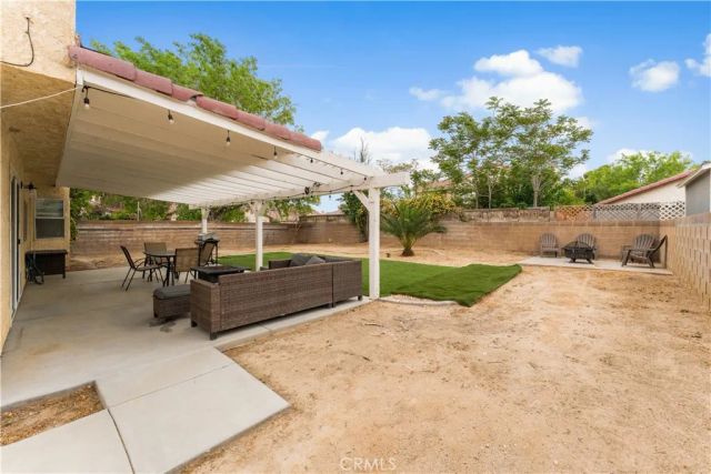 3300 W Avenue J3, Lancaster, CA 93536