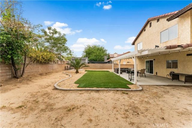 3300 W Avenue J3, Lancaster, CA 93536