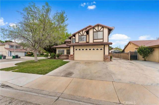 3300 W Avenue J3, Lancaster, CA 93536