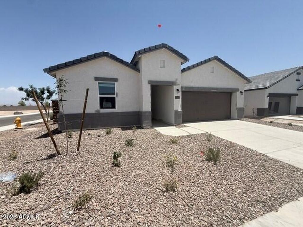 1513 N FENWAY Drive, Florence, AZ 85132 — photo 2