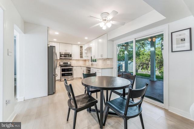 13120 PAVILION LN, Fairfax, VA 22033