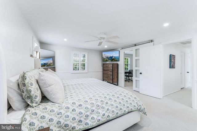 13120 PAVILION LN, Fairfax, VA 22033