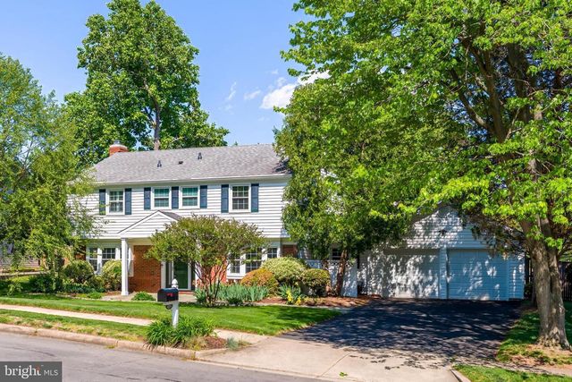 13120 PAVILION LN, Fairfax, VA 22033