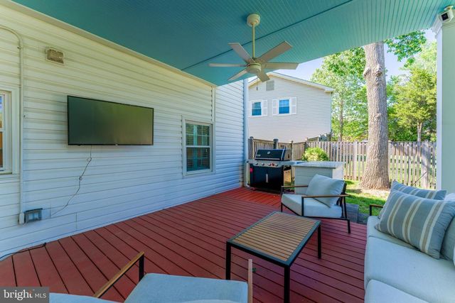 13120 PAVILION LN, Fairfax, VA 22033